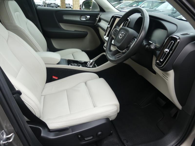 Used Volvo XC40 2020 for sale - 76355511: Photo 17