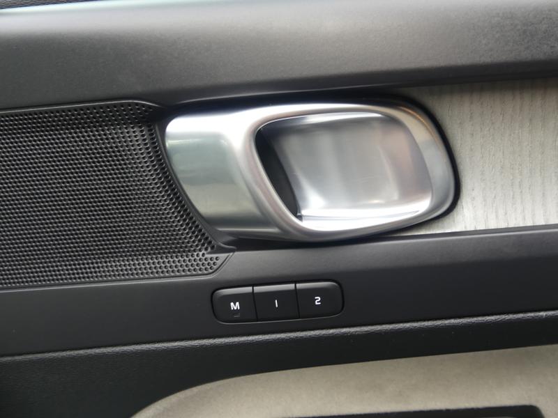 Used Volvo XC40 2020 for sale - 76355511: Photo 29