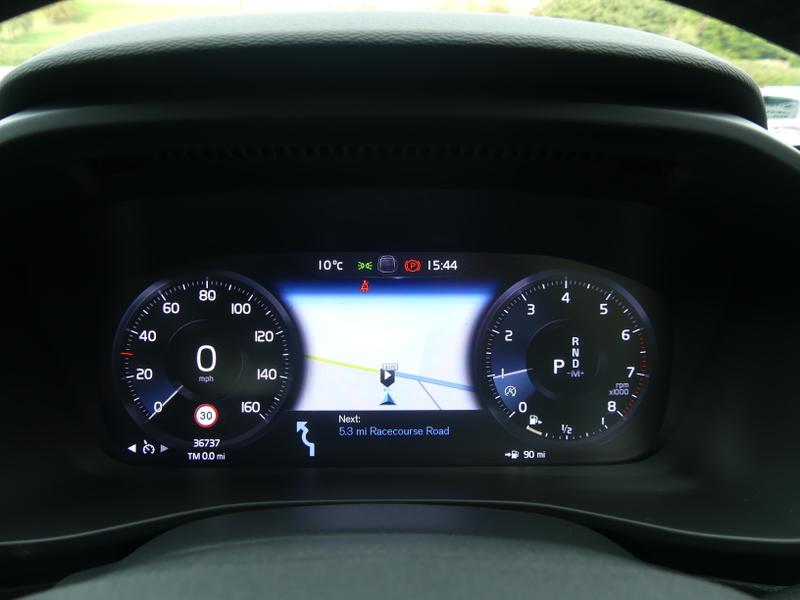 Used Volvo XC40 2020 for sale - 76355511: Photo 32