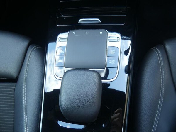 Used Mercedes-Benz A-Class 2019 for sale - 75995270: Photo 31
