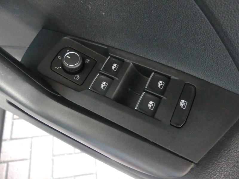 Used Volkswagen T-Cross 2022 for sale - 76692971: Photo 22