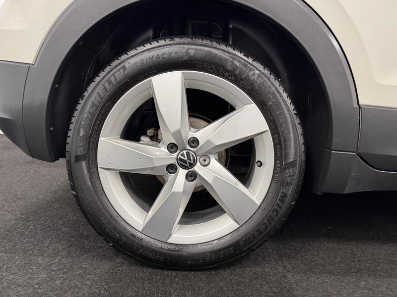 Used Volkswagen T-Cross 2022 for sale - 76692971: Photo 32