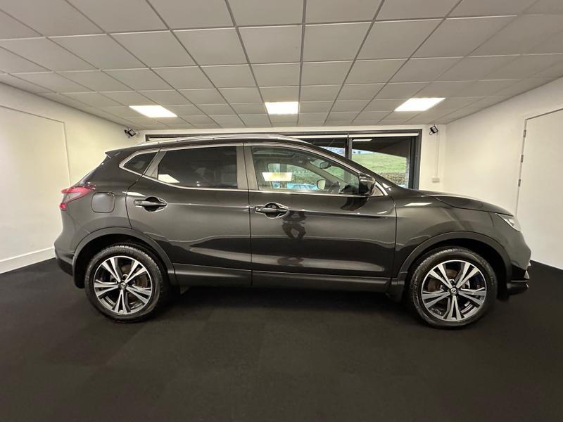 Used Nissan Qashqai for sale - 76461352: Photo 11