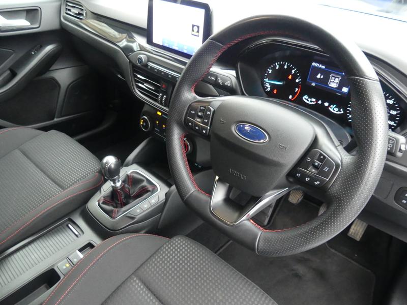 Used Ford Focus 2022 for sale - 76568512: Photo 16
