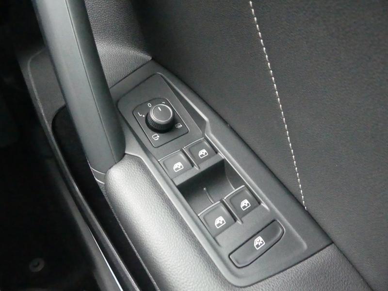 Used Volkswagen Tiguan 2020 for sale - 76616272: Photo 35