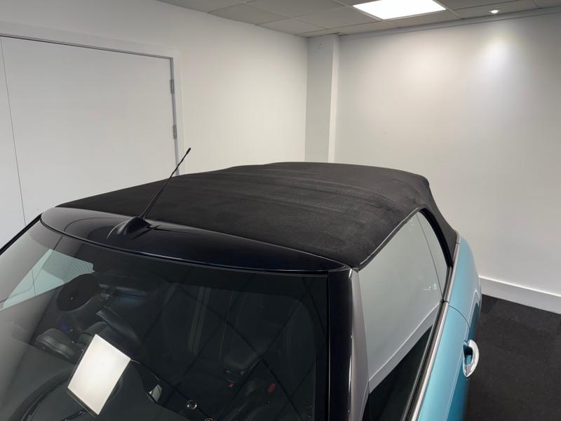 Used MINI Convertible 2019 for sale - 77918641: Photo 13