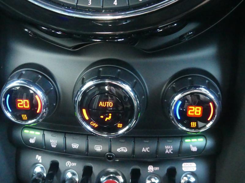 Used MINI Convertible 2019 for sale - 77918641: Photo 36