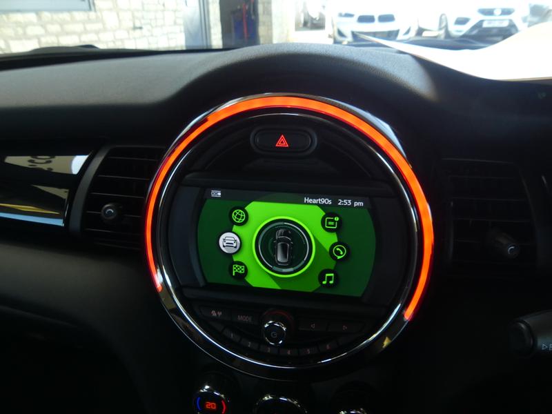 Used MINI Convertible 2019 for sale - 77918641: Photo 47