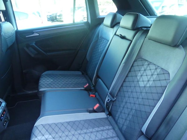 Used Volkswagen Tiguan 2021 for sale - 75995402: Photo 24