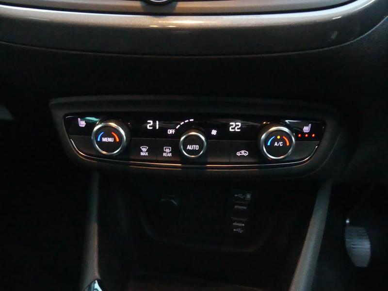 Used Vauxhall Crossland 2022 for sale - 76882830: Photo 13