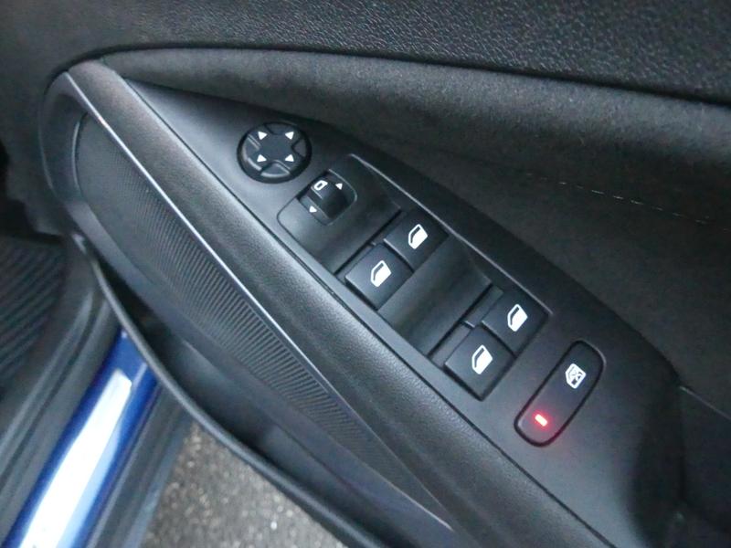 Used Vauxhall Crossland 2022 for sale - 76882830: Photo 22