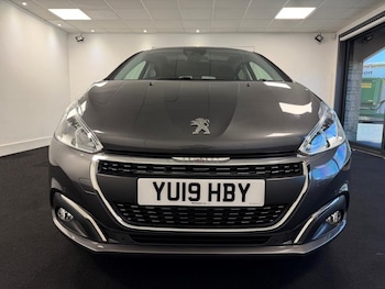 Used Peugeot 208 2019 for sale - 79264386: Photo