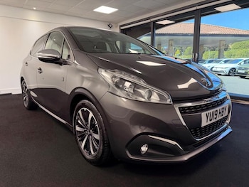 Used Peugeot 208 2019 for sale - 79264386: Photo