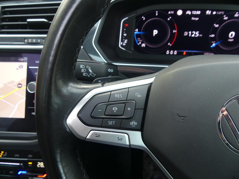 Used Volkswagen Tiguan 2021 for sale - 77138342: Photo 32