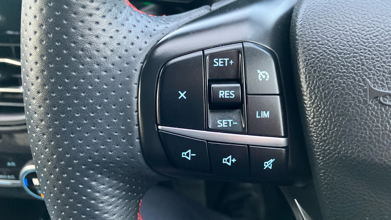 Used Ford Kuga 2021 for sale - 76669094: Photo 28