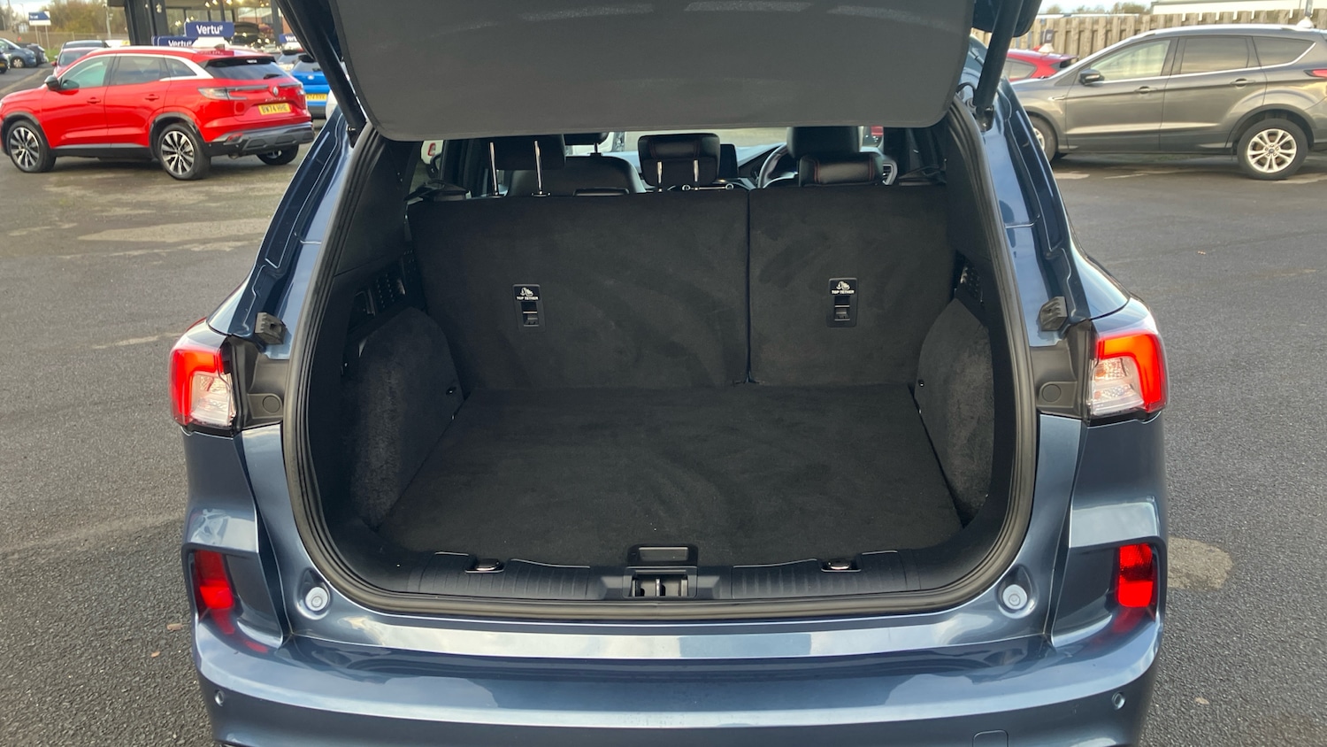 Used Ford Kuga 2021 for sale - 76669094: Photo 4