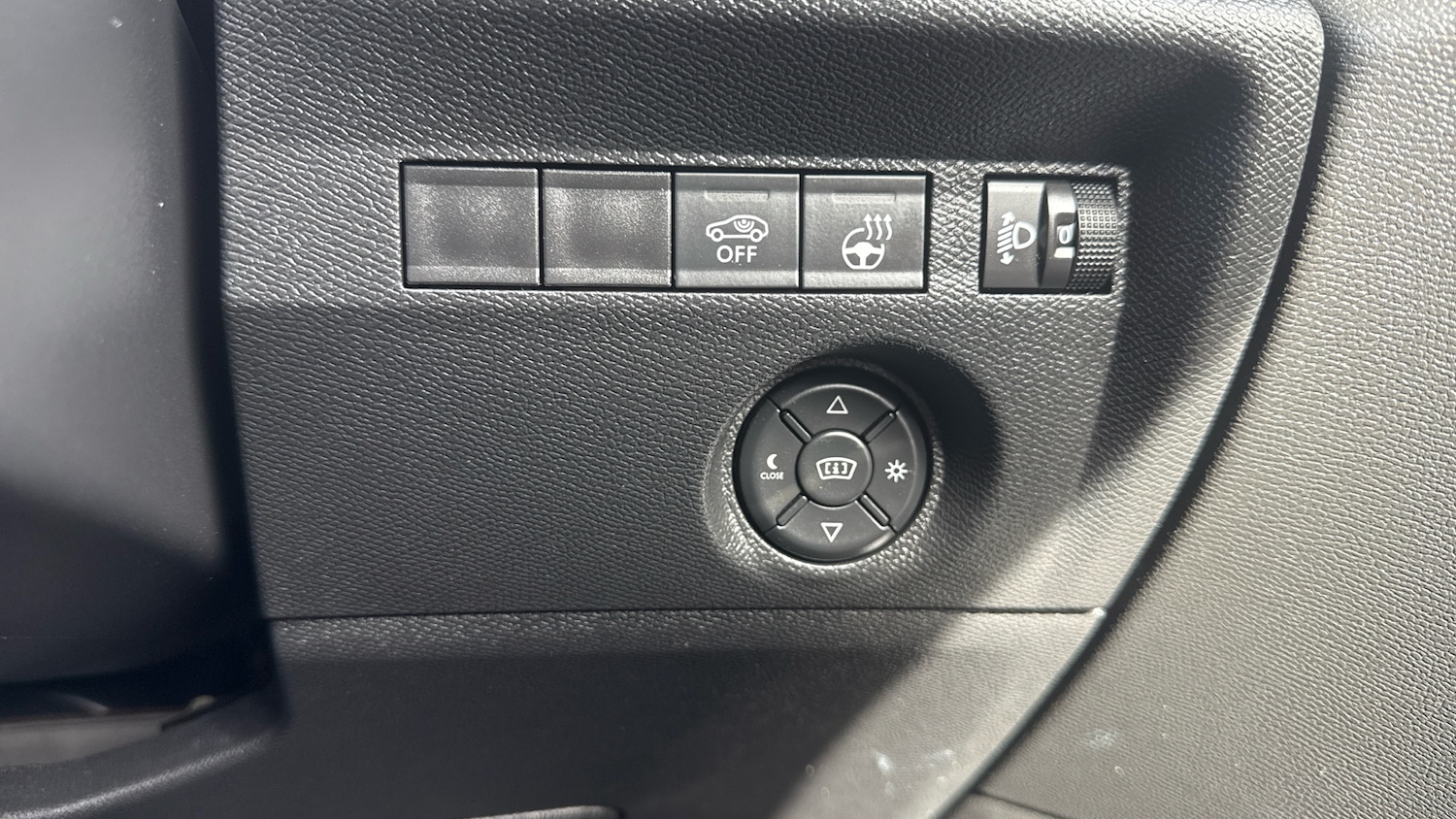 Used Citroen C4 2024 for sale - 78042634: Photo 32