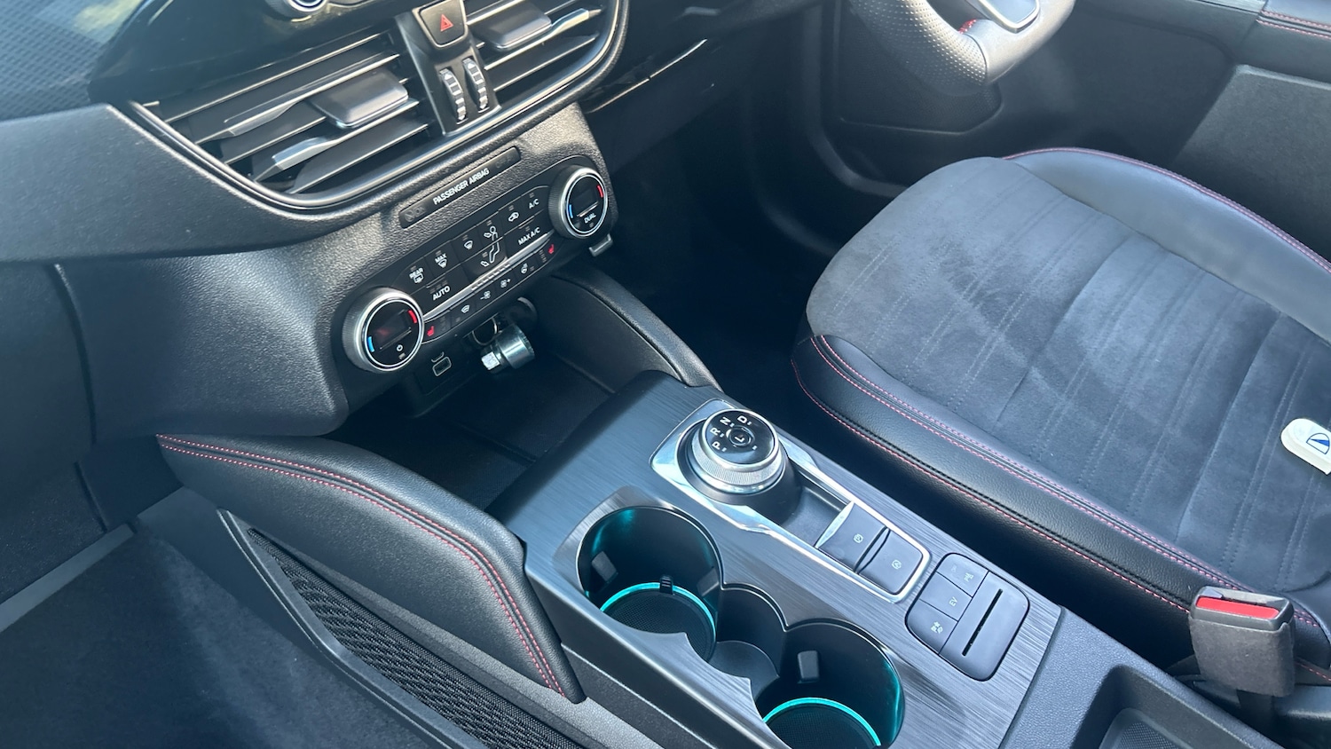 Used Ford Kuga 2022 for sale - 76372267: Photo 13