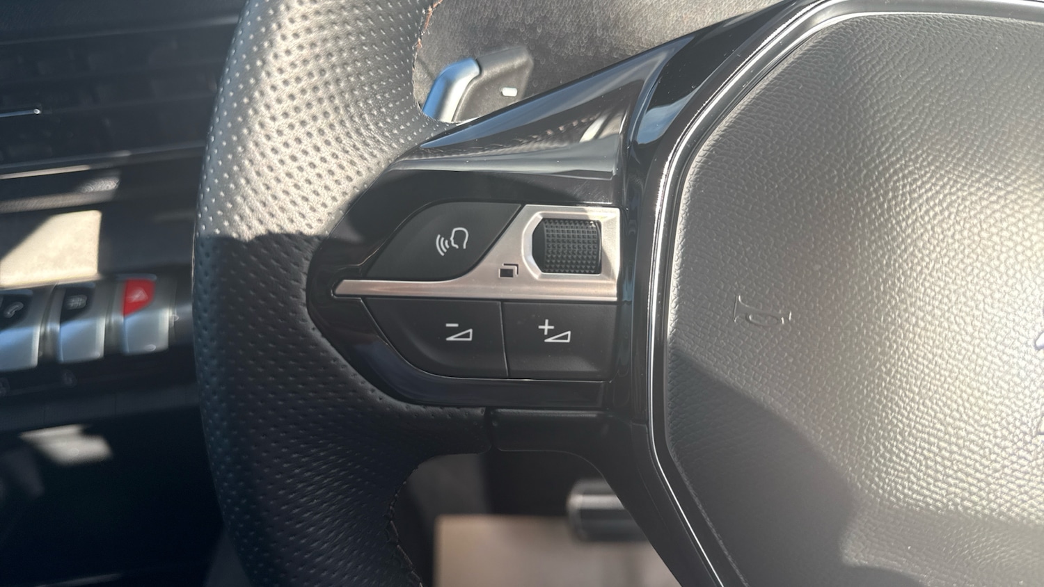 Used Peugeot 5008 2025 for sale - 77918457: Photo 24