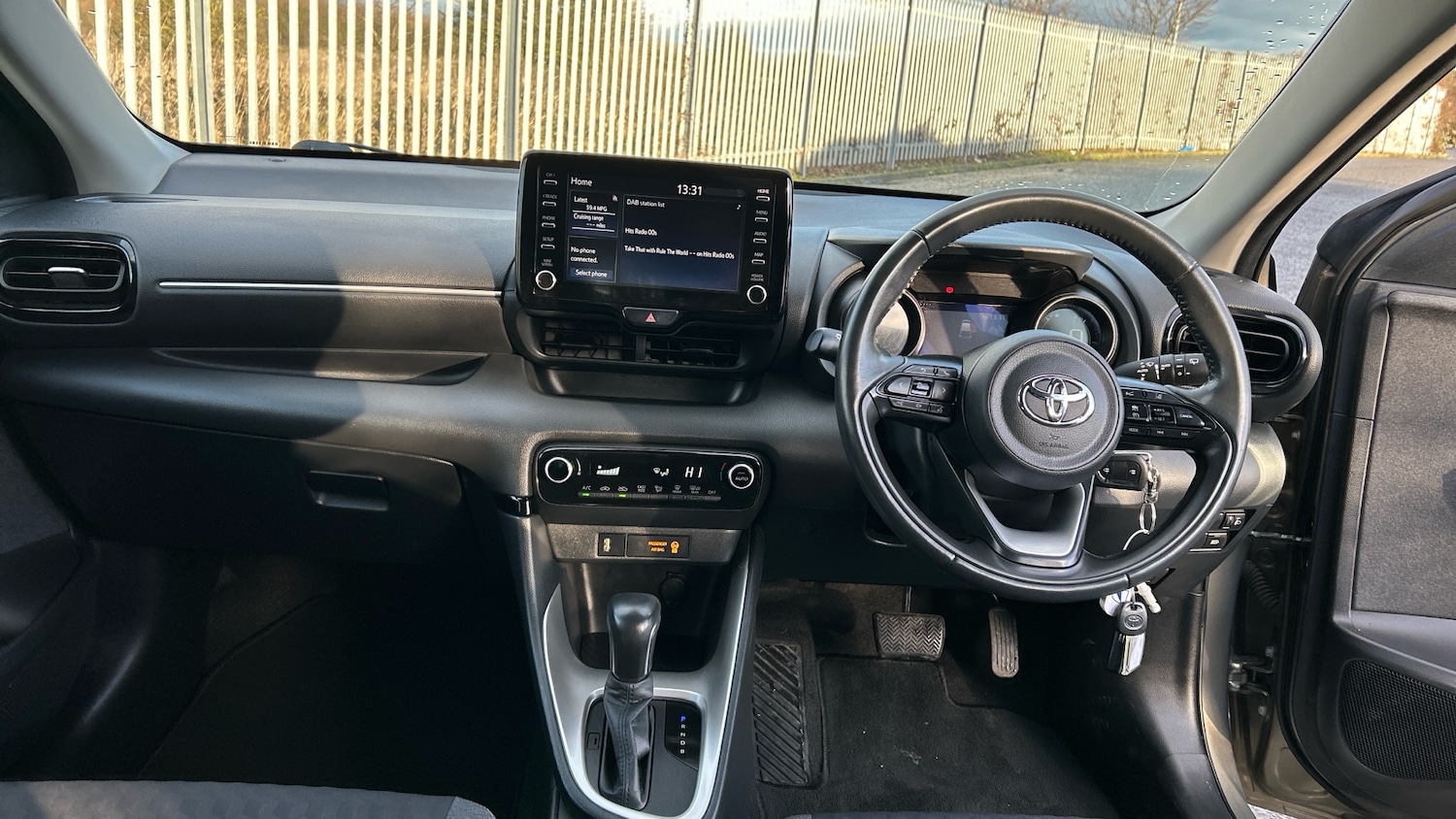 Used Toyota Yaris 2020 for sale - 77189108: Photo 10