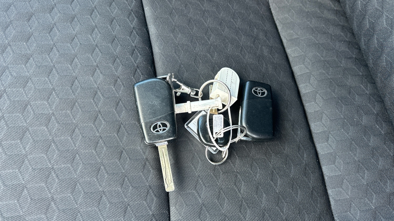 Used Toyota Yaris 2020 for sale - 77189108: Photo 20