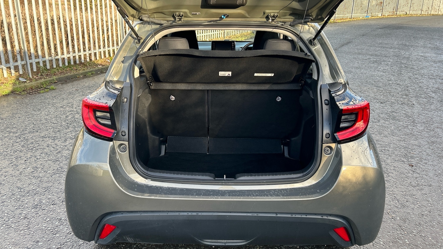 Used Toyota Yaris 2020 for sale - 77189108: Photo 4