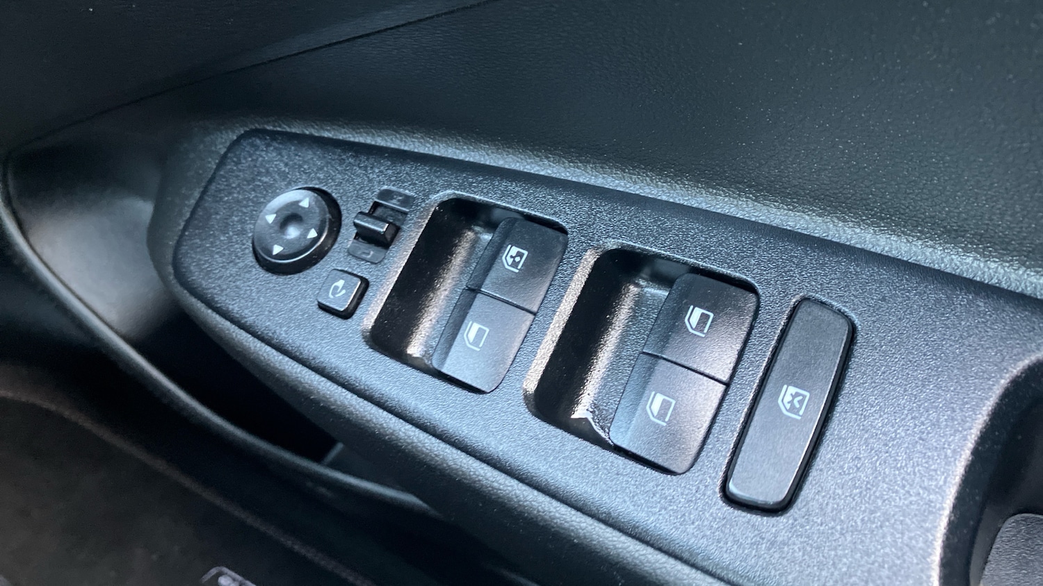 Used Hyundai i10 2023 for sale - 76748858: Photo 25