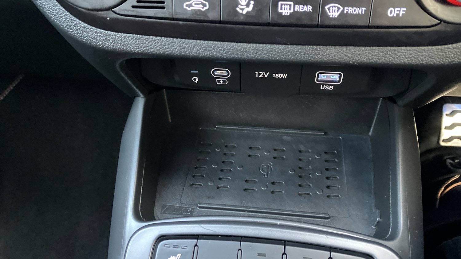 Used Hyundai i10 2023 for sale - 76748858: Photo 31