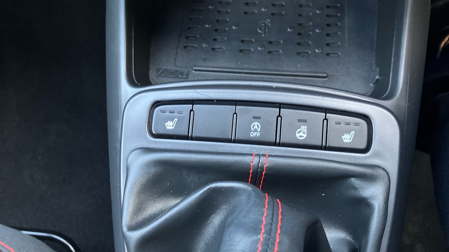 Used Hyundai i10 2023 for sale - 76748858: Photo 32