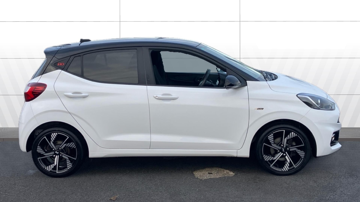 Used Hyundai i10 2023 for sale - 76748858: Photo 5