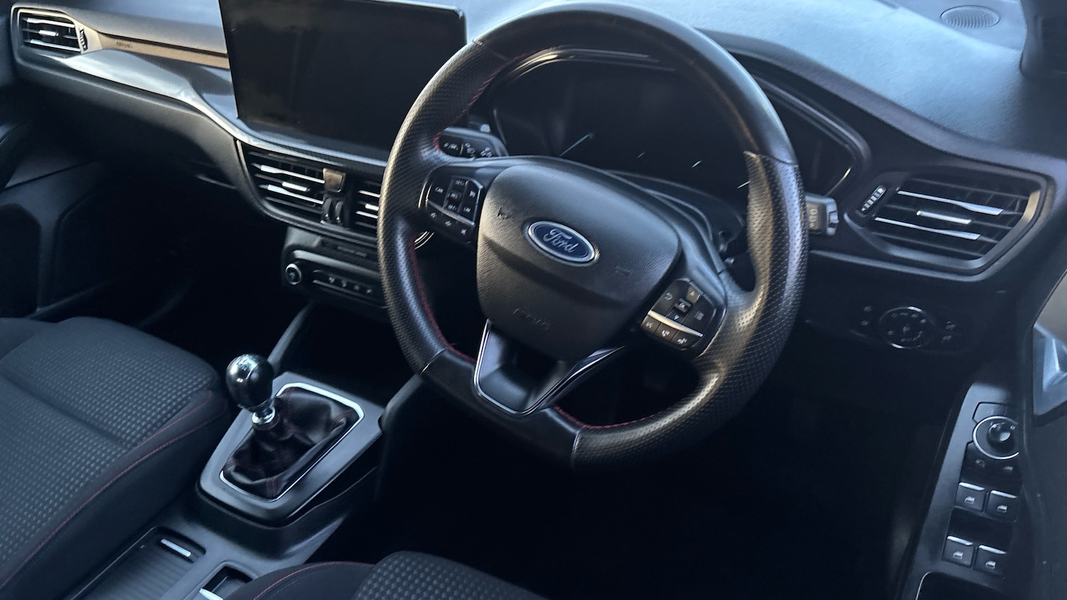 Used Ford Focus 2023 for sale - 77663337: Photo 11