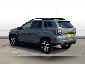 Used Dacia Duster 2023 for sale - 79416972: Photo
