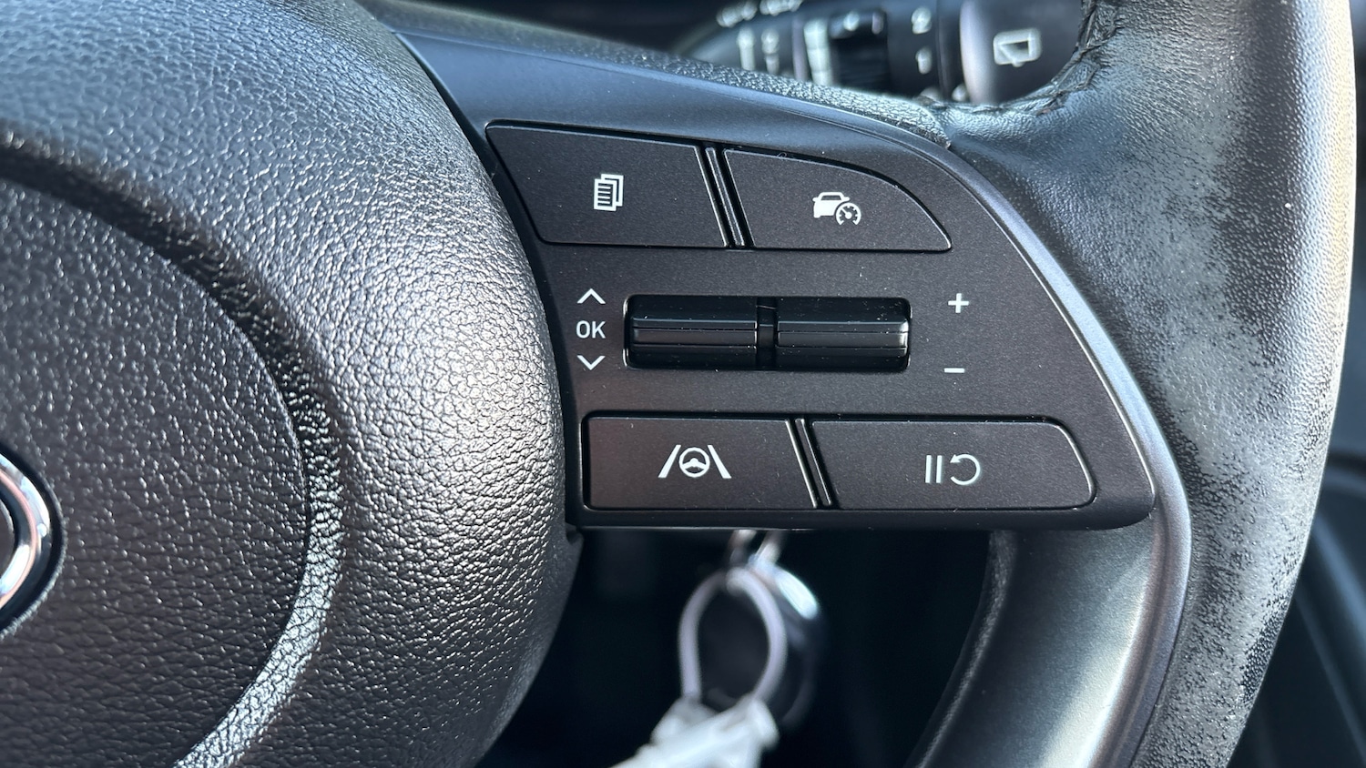 Used Hyundai i20 2022 for sale - 77195159: Photo 32