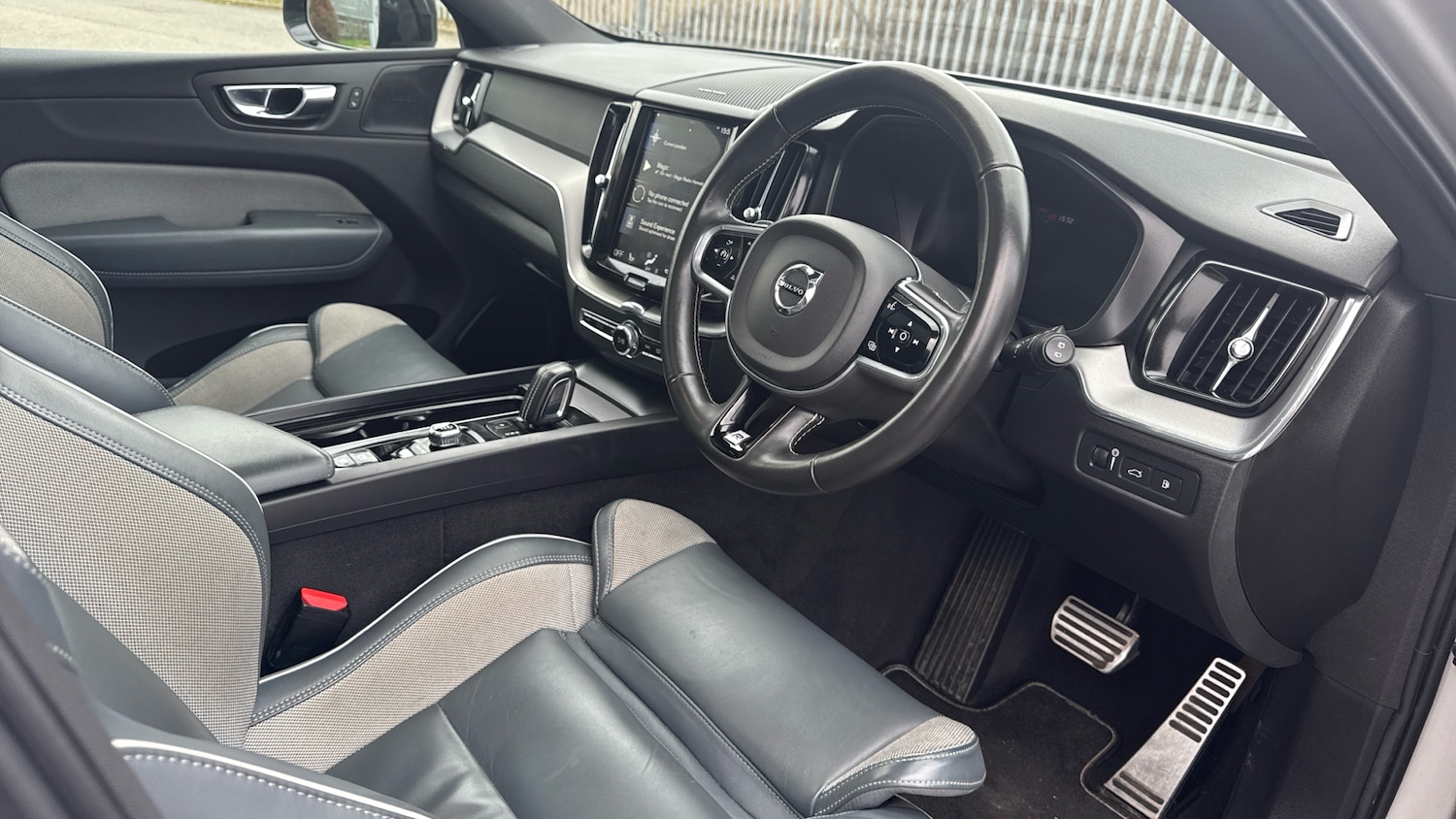 Used Volvo XC60 2020 for sale - 77804364: Photo 11