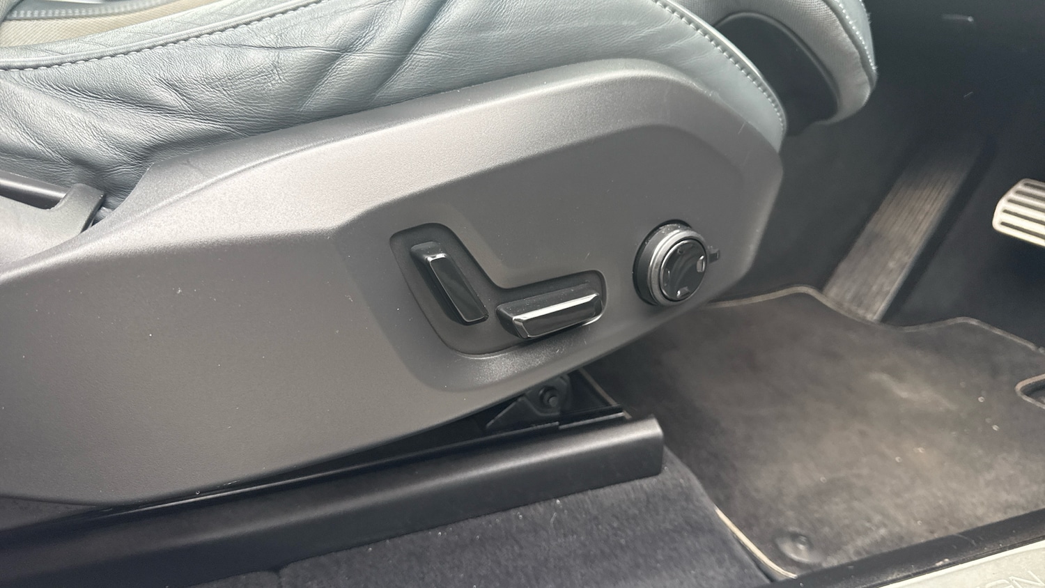 Used Volvo XC60 2020 for sale - 77804364: Photo 45