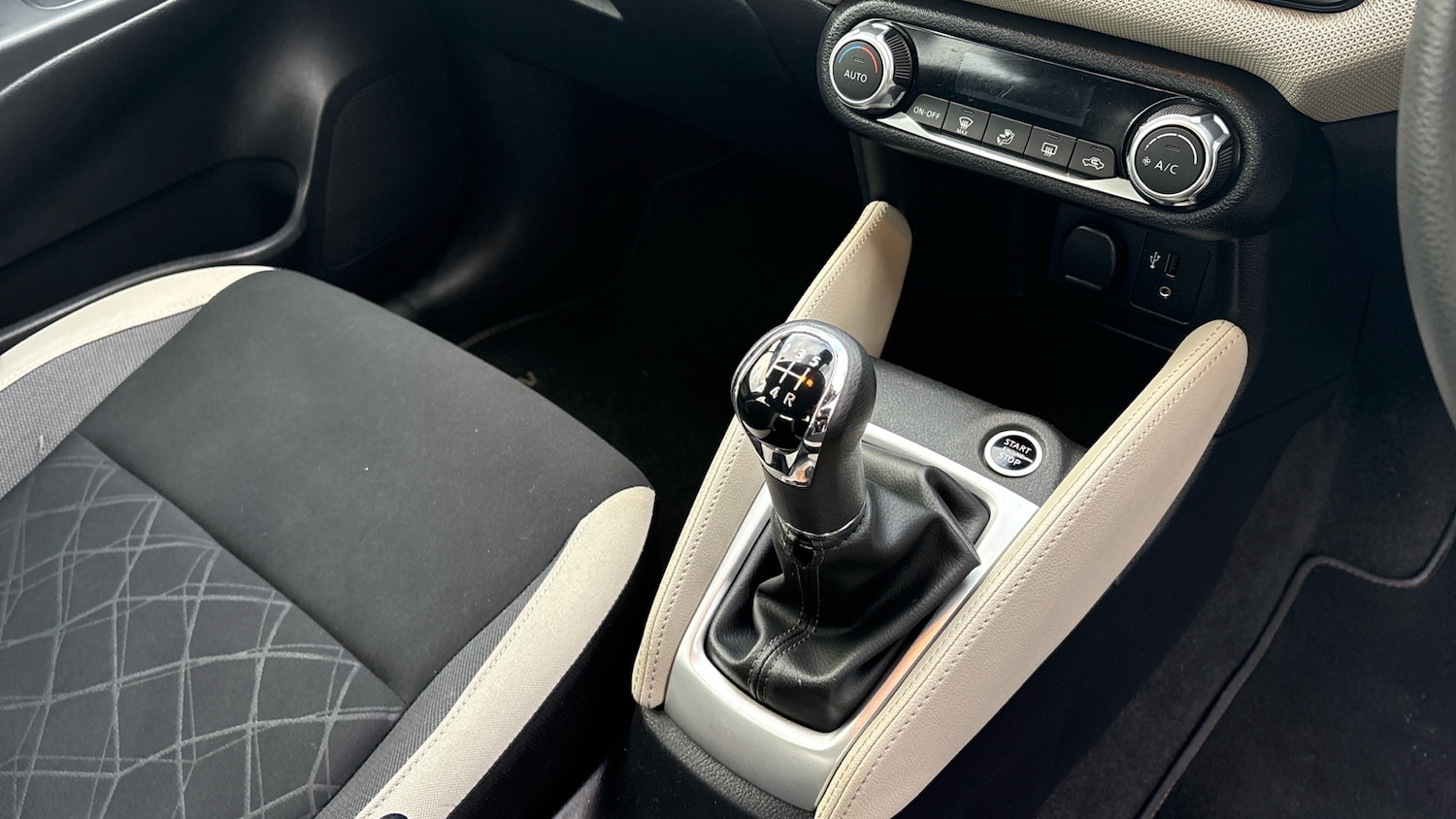 Used Nissan Micra 2018 for sale - 76687074: Photo 13