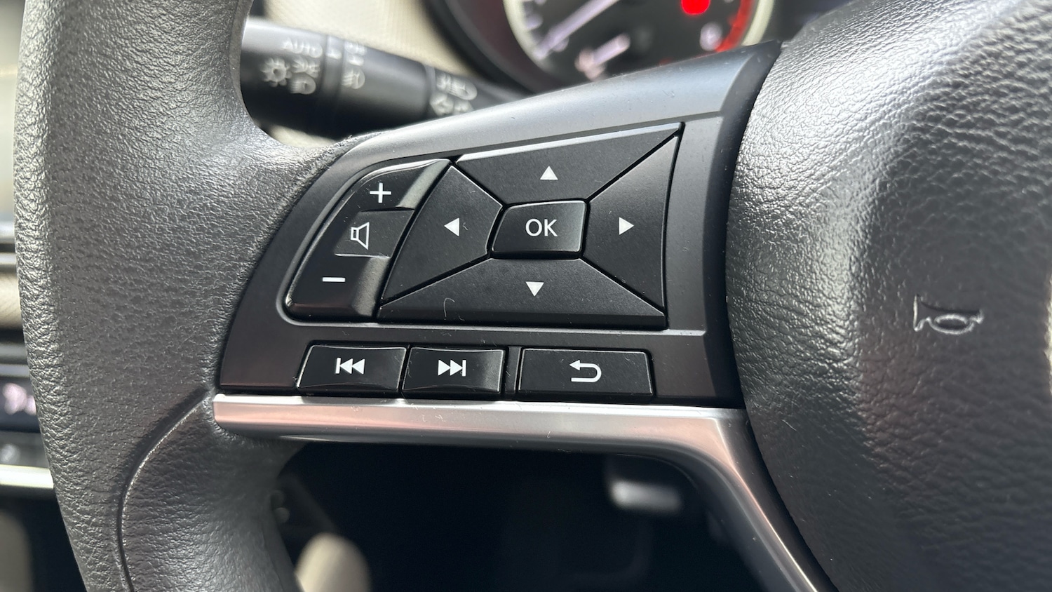 Used Nissan Micra 2018 for sale - 76687074: Photo 26