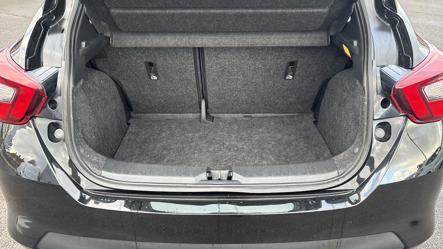 Used Nissan Micra 2018 for sale - 76687074: Photo 4