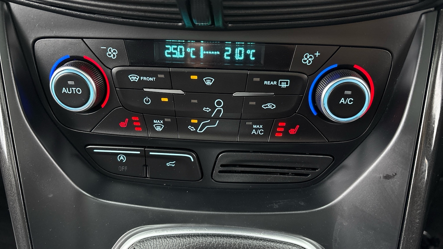 Used Ford Kuga 2019 for sale - 76555663: Photo 37