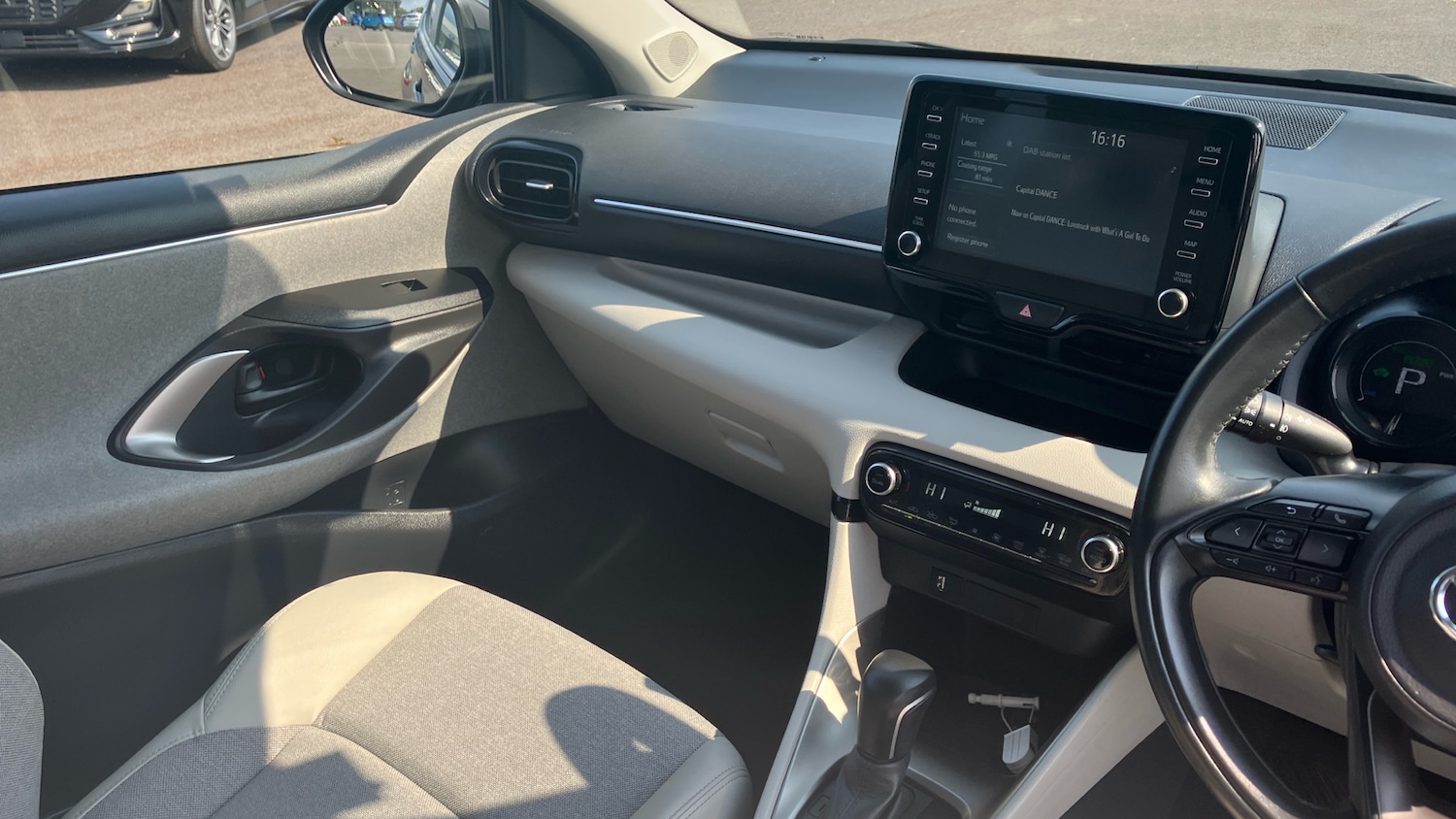 Used Toyota Yaris 2022 for sale - 76363212: Photo 14