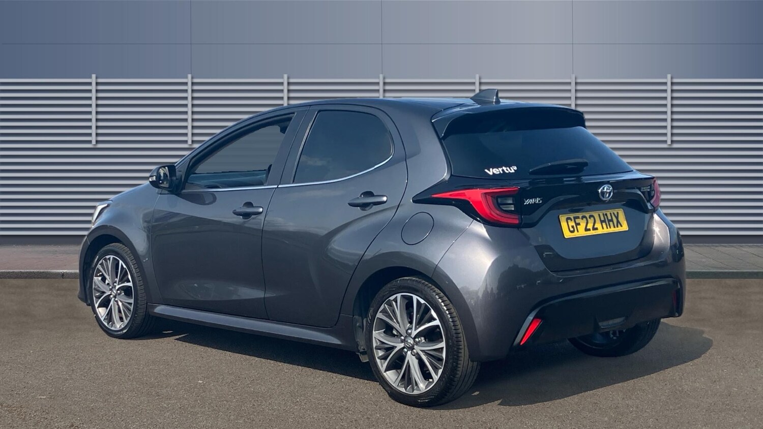 Used Toyota Yaris 2022 for sale - 76363212: Photo 2