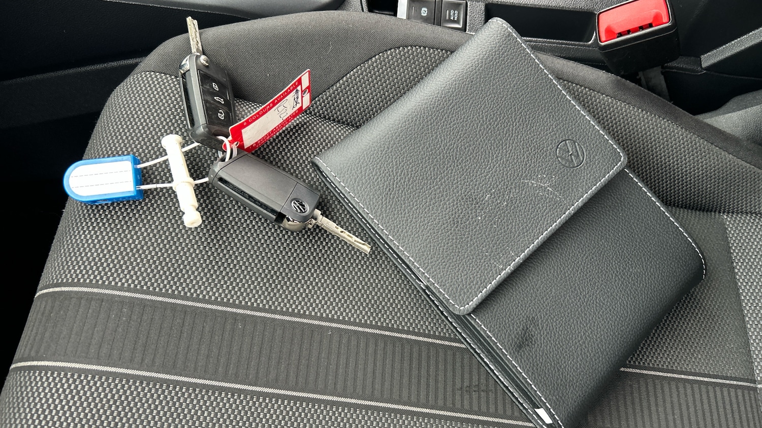 Used Volkswagen T-Roc 2022 for sale - 77248579: Photo 19