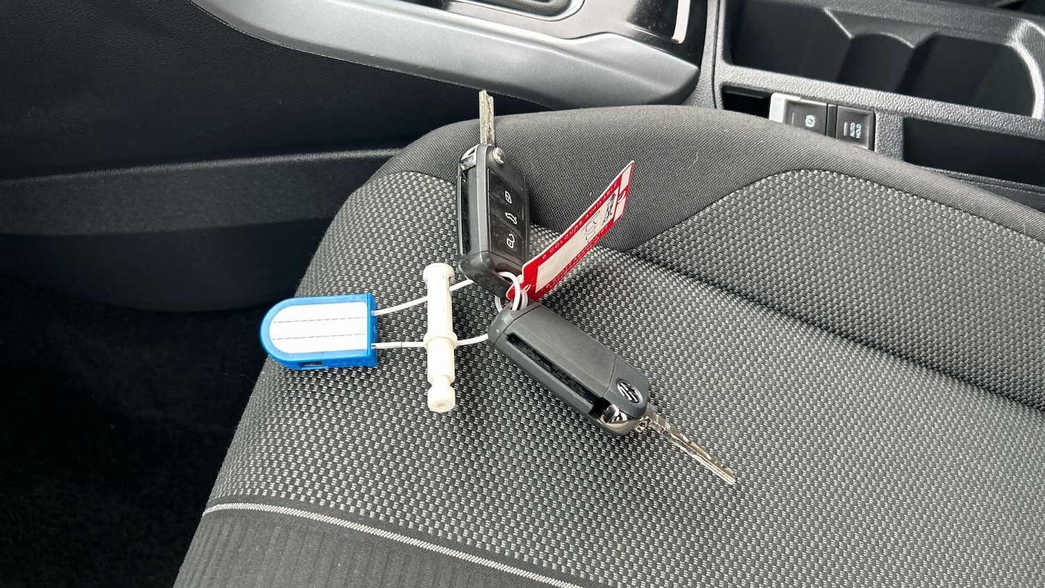 Used Volkswagen T-Roc 2022 for sale - 77248579: Photo 20