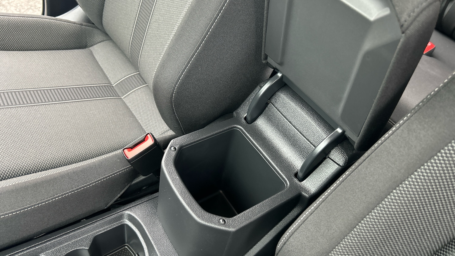 Used Volkswagen T-Roc 2022 for sale - 77248579: Photo 22