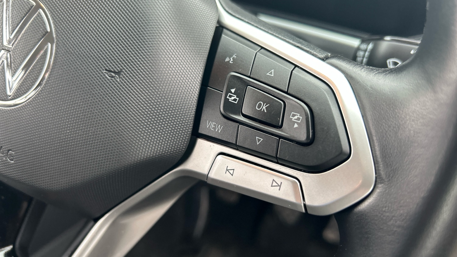 Used Volkswagen T-Roc 2022 for sale - 77248579: Photo 27