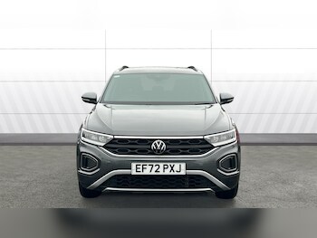 Used Volkswagen T-Roc 2022 for sale - 77248579: Photo