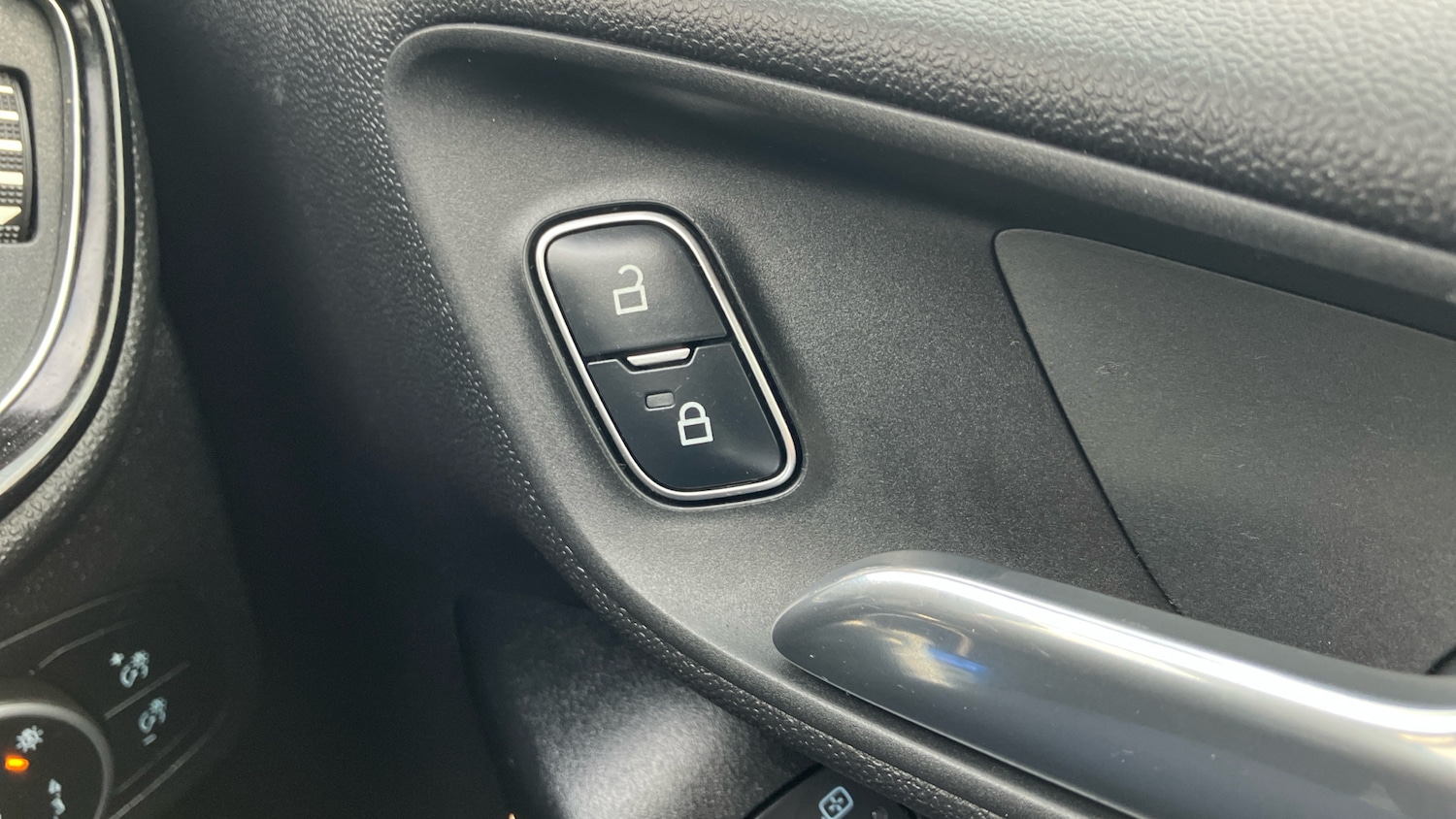 Used Ford Fiesta 2018 for sale - 76372265: Photo 27