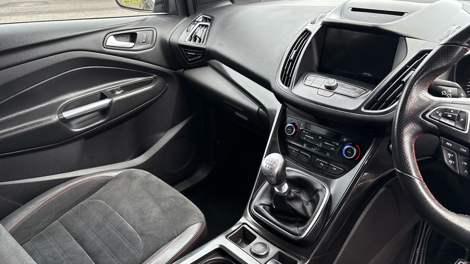 Used Ford Kuga 2019 for sale - 76748856: Photo 14