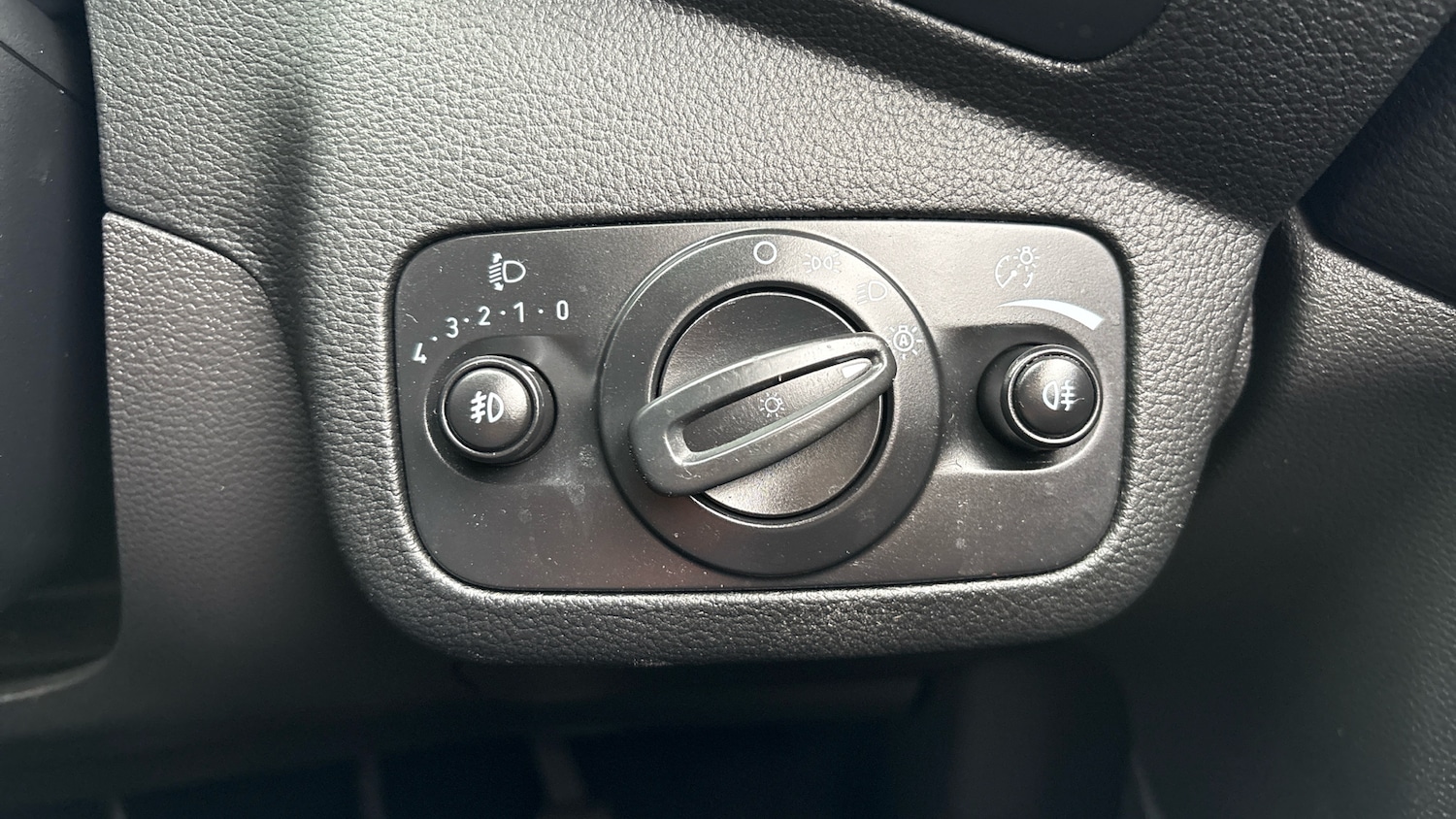 Used Ford Kuga 2019 for sale - 76748856: Photo 23