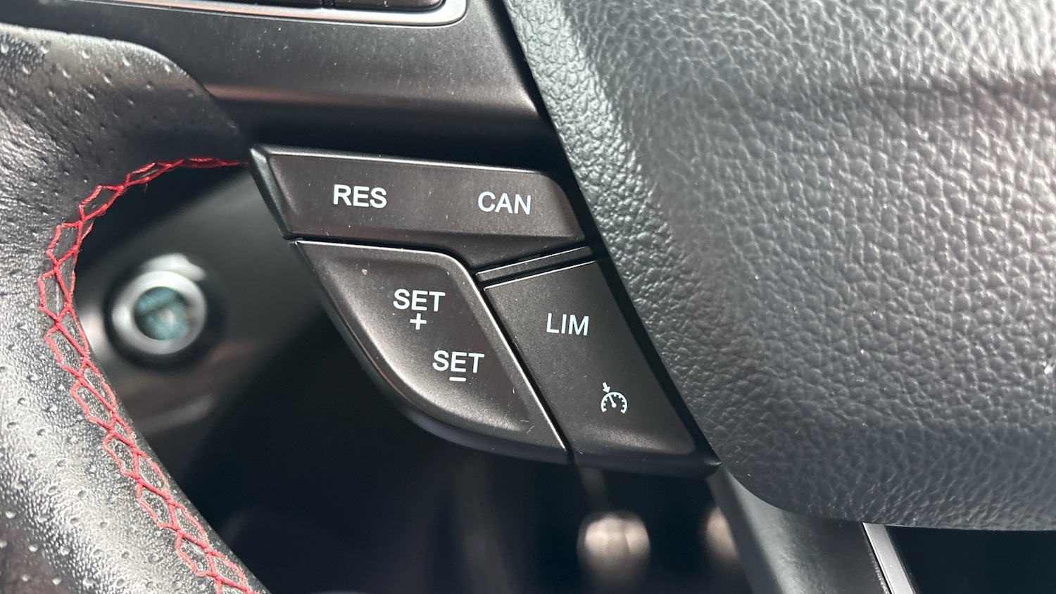 Used Ford Kuga 2019 for sale - 76748856: Photo 28